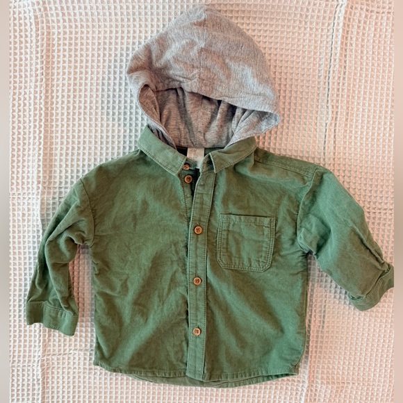 H&M Green Button Down Kids Shirt with Gray Hood