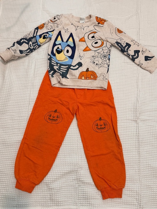 Bluey Kids Halloween Pumpkin Sweatshirt & Pants Set